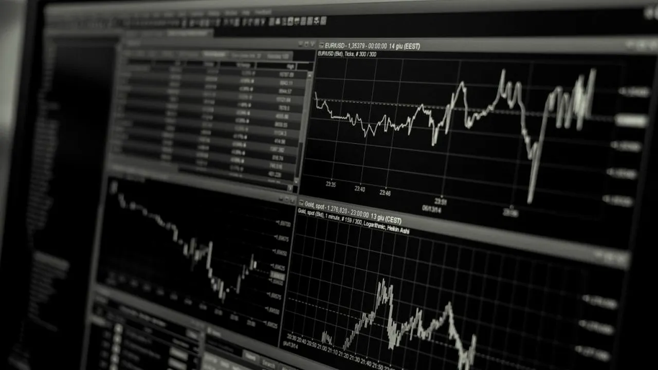 Cum să faci prima investiție la bursă - 3 posibile strategii