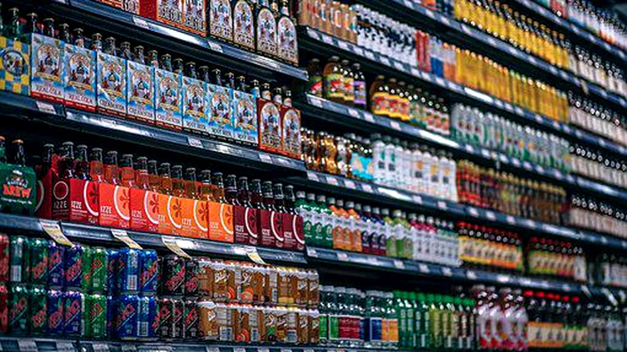 Un lanț de supermarketuri a retras un produs de la raft, pe motiv că acesta prezintă risc de electrocutare. Clienții sunt sfătuiți să îl returneze