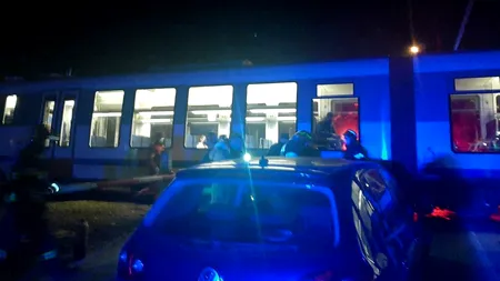 Mașină lovită de un tren de călători în Argeș! Șoferița a rămas fără permis pentru 30 de zile
