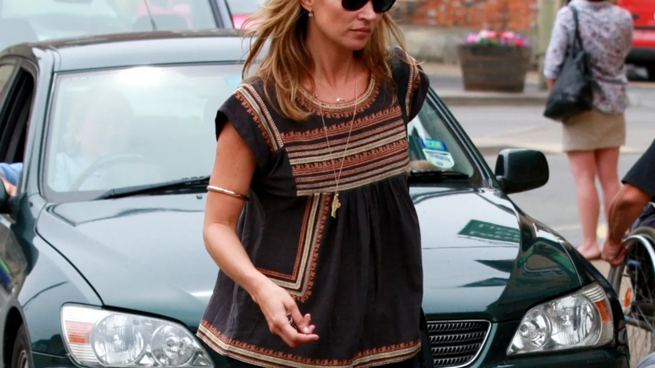 Așa arată Kate Moss nemachiată