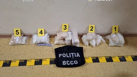 Familie din Brăila, între care un adolescent minor, reținută pentru trafic de droguri de mare risc. Aproape 10 kg de substanțe interzise, de vânzare