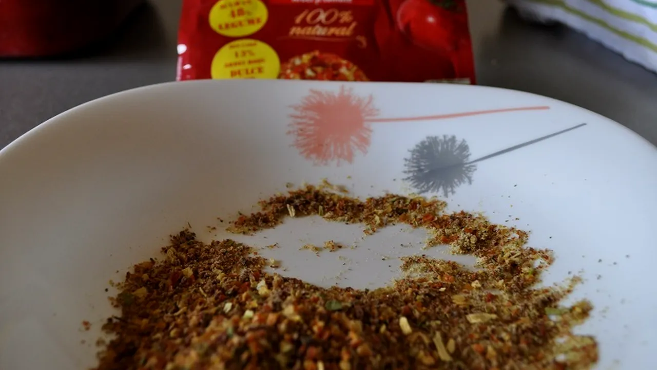 Ce a găsit un bucureștean într-o pungă de condimente