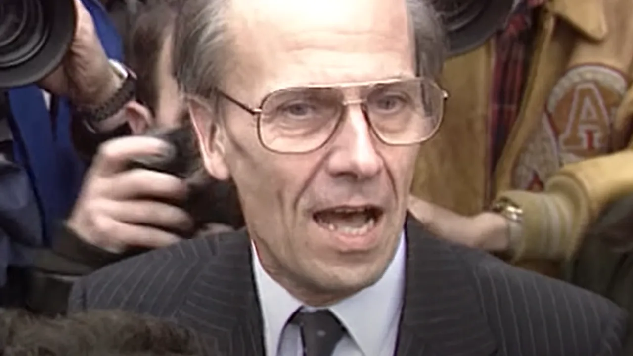 Norman Tebbit, ministrul care a jucat un rol cheie în guvernul Thatcher, a murit la vârsta de 94 de ani
