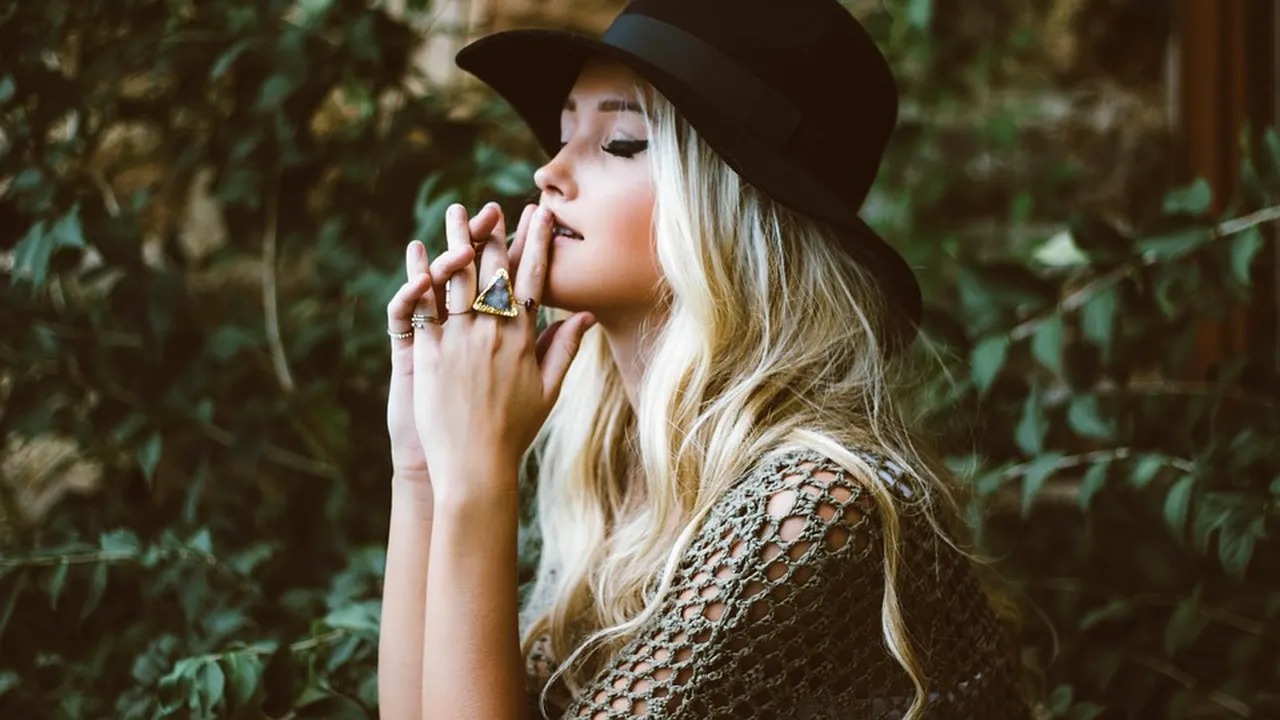 Fața sau corpul? Oamenii de știință au descoperit ce îi atrage pe bărbați mai mult la o femeie