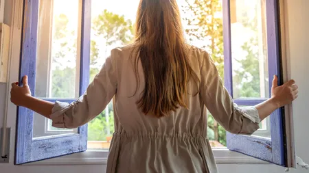 Vine canicula! Cum să faci răcoare în casă, chiar dacă nu ai aer condiționat