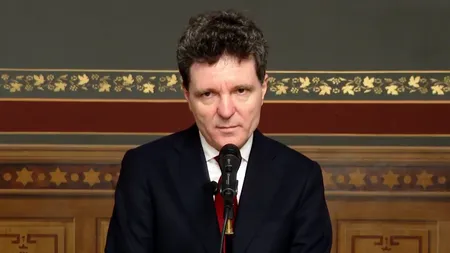 Lui Nicușor Dan îi e rușine cu coaliția în lume: „Este foarte greu să explic unui străin că avem 4 partide care formează o coaliție și se atacă între ele”