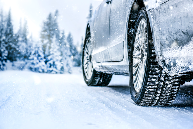Ce trebuie să știe șoferii despre montarea anvelopelor de iarnă. Explicațiile RAR