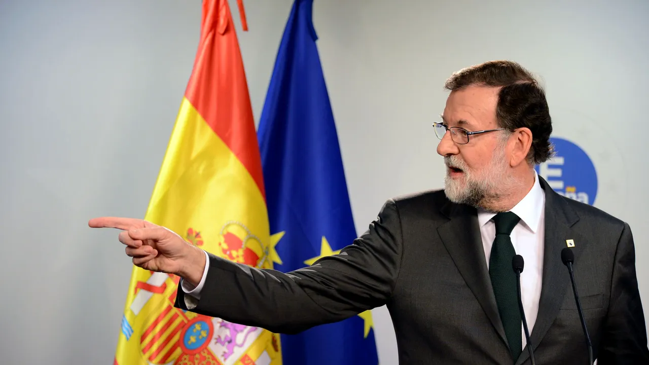 Prima măsură a Guvernului Spaniei după suspendarea autonomiei Cataloniei. Rajoy: E o provocare fără precedent în istoria țării