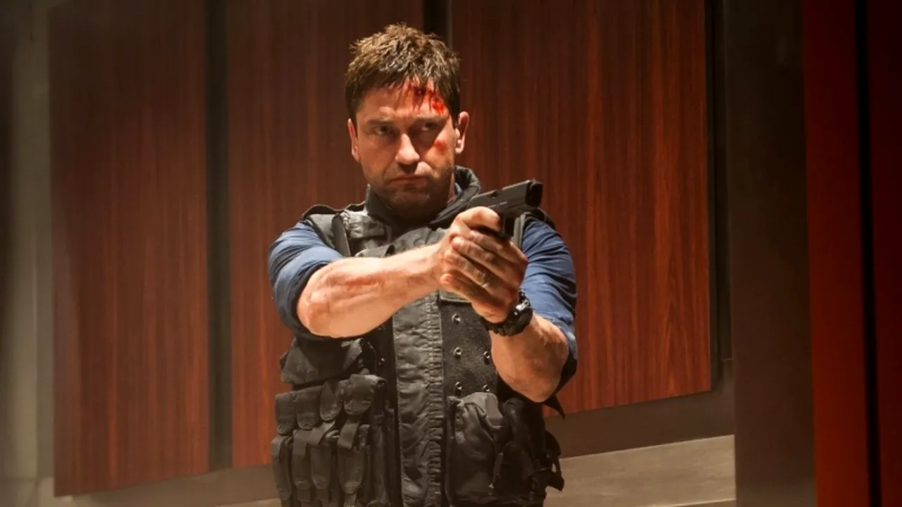 Gerard Butler declară „Cod Roșu la Casa Albă