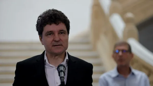 Nicușor Dan: „Împreună putem opri valul de ură şi manipulare. Împreună putem construi o Românie care nu se teme de viitor”