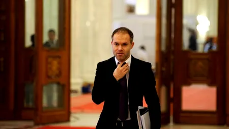 Antonescu a semnat eliberarea din funcția de consilier prezidențial pentru Daniel Funeriu