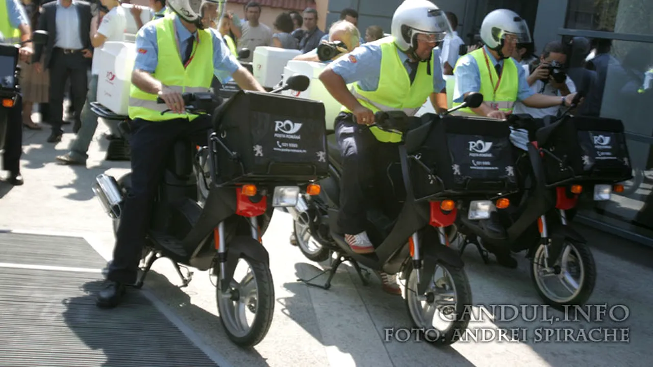 100 de angajați de la Poșta Română au pichetat sediul instituției, cerând demisia conducerii