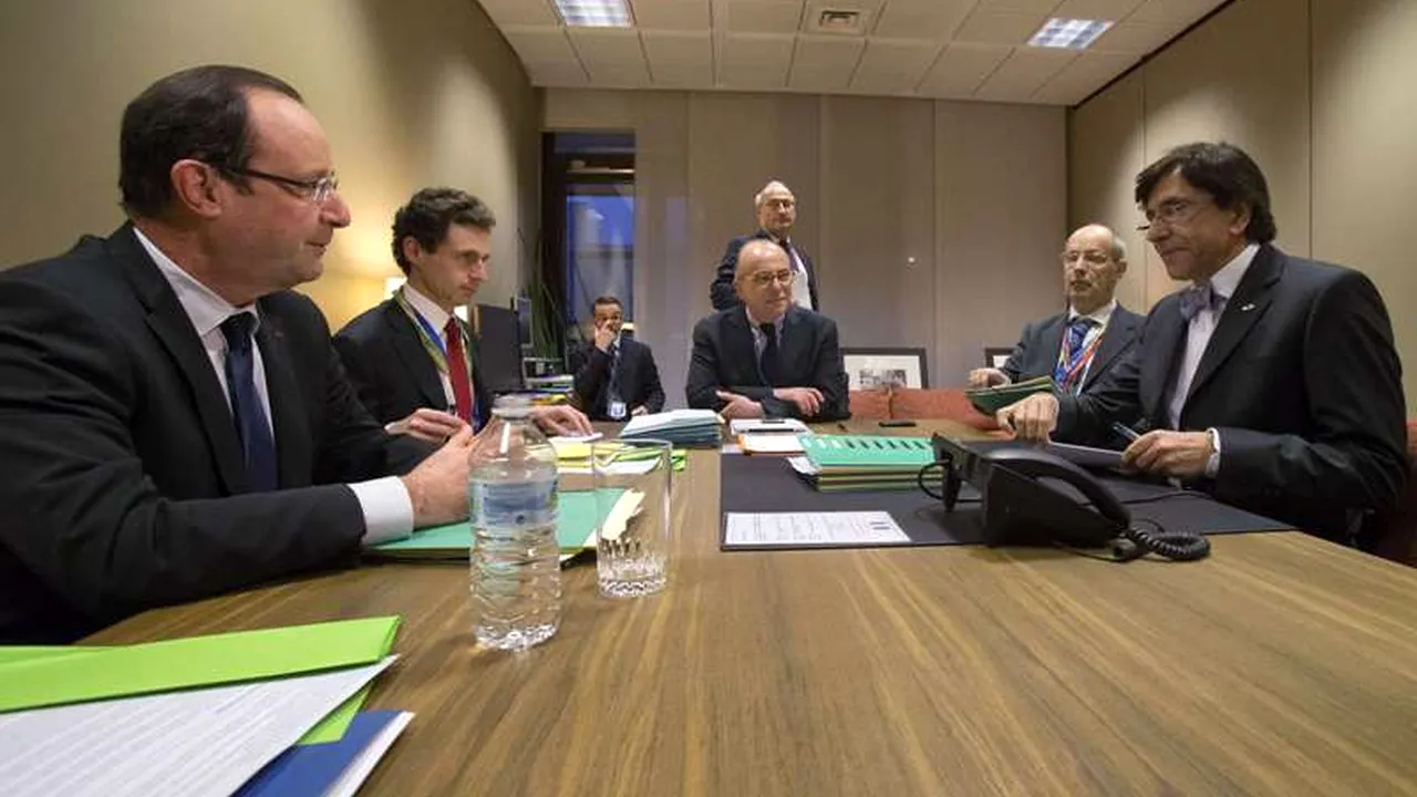 Începerea oficială a Consiliului European a fost amânată câteva ore din cauza divergențelor legate de buget