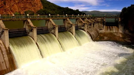 Hidroelectrica negociază vineri contractul cu EFT, urmează Alro și Alpiq săptămâna viitoare