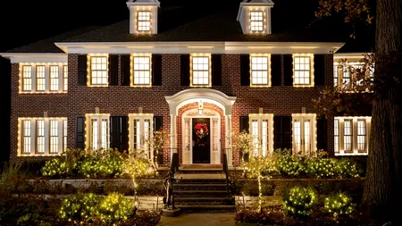 Casa în care s-a filmat „Singur acasă” poate fi închiriată pe Airbnb, la licitație. Prețul de pornire