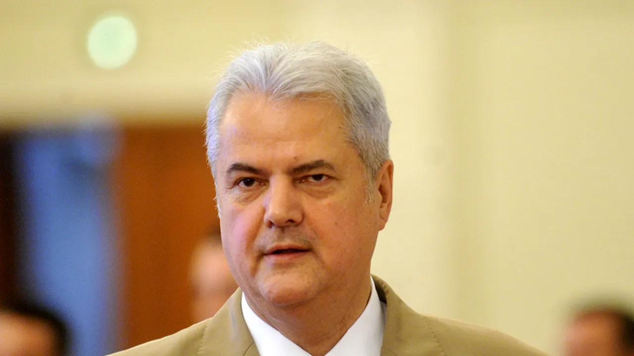 Adrian Năstase, transferat la Spitalul Penitenciar Jilava