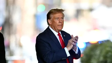 Procesul lui Donald TRUMP. „PLICTISIT!”, a scris fostul președinte al Americii pe Truth Social, din sala de judecată