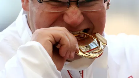 Campionul mondial la aruncarea ciocanului a sărbătorit titlul toată noaptea. Dimineața a văzut că rămăsese fără medalia de aur. Unde i-a găsit-o poliția
