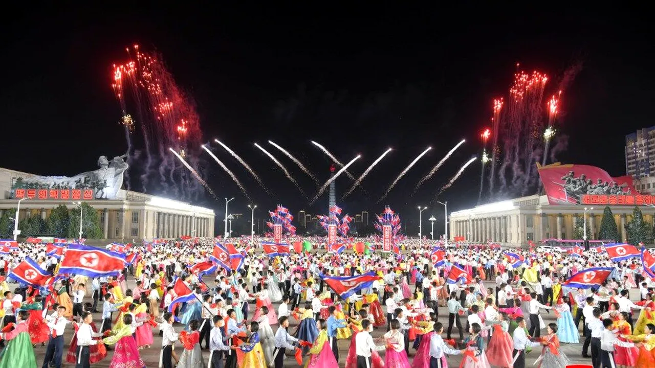 Sărbătoare la Phenian. Coreea de Nord marchează 78 de ani de la fondare. Ce mesaje i-au trimis Putin și Xi Jinping lui Kim Jong-un