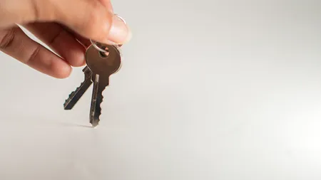 A fost găsită cea mai ieftină chirie din România. Cu câți bani închiriază un proprietar o garsonieră de 12 metri pătrați