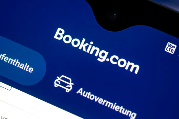 Platforma Booking, ținta unui atac cibernetic. Datele a milioane de clienți au ajuns în mâinile hackerilor