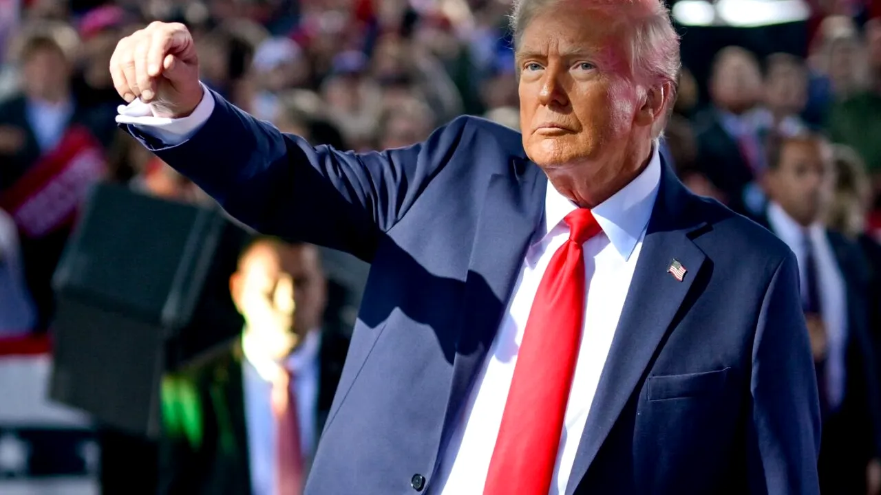 Trump spune că războiul cu Iranul „merge minunat“ și se va încheia „în curând”, deoarece „nu mai avem ce sa atacam”. „Oricând voi dori să se termine, se va termina”