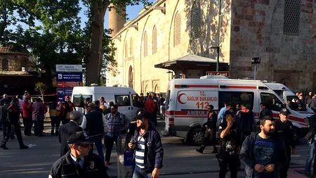 Momentul în care o femeie se aruncă în aer în Turcia: cel puțin 13 persoane sunt rănite