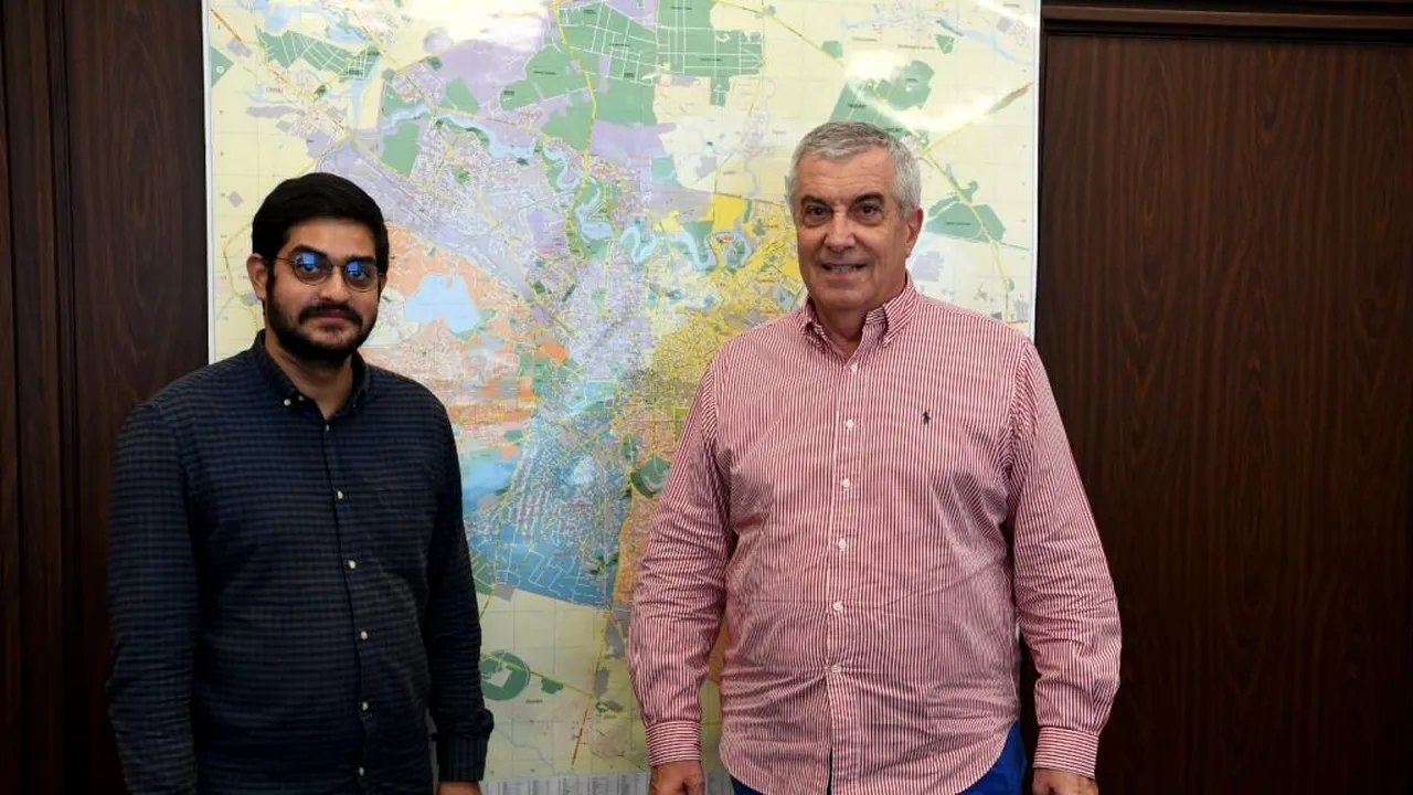 Călin Popescu Tăriceanu, întâlnire emoționantă cu Andreeas Novacovici, președintele Consiliului Tinerilor Instituționalizați: ”Genul acela rar de tânăr care nu are în minte doar telefoane mobile și aplicații ușurele”