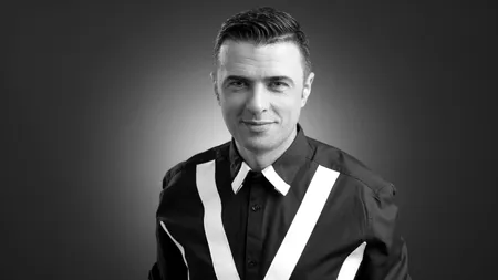 Au fugit soclurile de (sub) noi