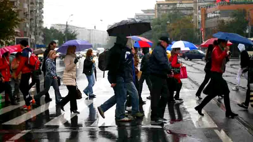 ALERTĂ METEO | Șase județe afectate de ploi, polei și intensificări ale vântului