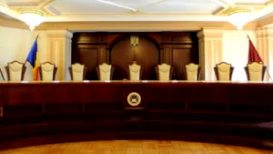 Cei trei noi judecători ai Curții Constituționale depun duminică jurământul, la Palatul Cotroceni