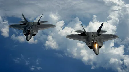 Avioane de vânătoare americane au tras cu rachete spre două aeronave rusești