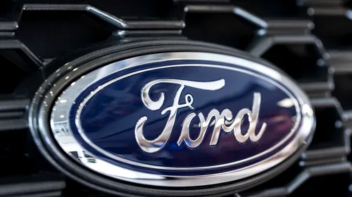 Decizie. Ford recheamă în service 3 milioane de vehicule după ce au fost semnalate probleme la airbag-uri