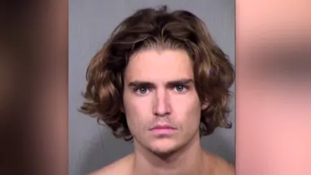 Fiul cel mic al lui Jean-Claude Van Damme a pledat VINOVAT la un an după ce l-a amenințat cu un CUȚIT pe colegul său de apartament 