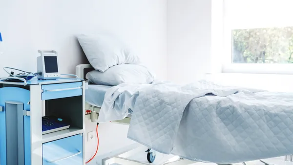 Jean Vlădoiu a fost INTERNAT în spital după ce a suferit un infarct:”Voi fi bine”