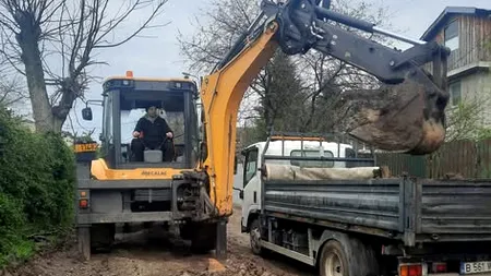(P)În Sectorul 5, o stradă de pământ a fost transformată complet