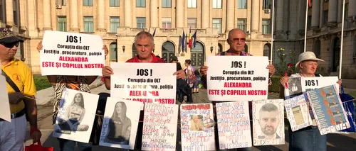 Cazul din Caracal | Ziua Alexandrei: Zeci de oameni au protestat în Piața Revoluției / „Alexandra este și copilul meu - FOTO / VIDEO