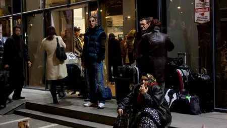 Românii, cei mai numeroși străini expulzați din Franța. Câți oameni au fost trimiși acasă