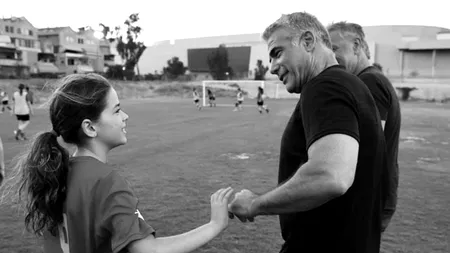 „Țineți copiii departe de televizor! Urmează un festival de ură, violență și scârbă