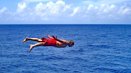 Triunghiul Bermudelor, luat cu asalt de turiști. „Nu ne poate înghiți pe toți!