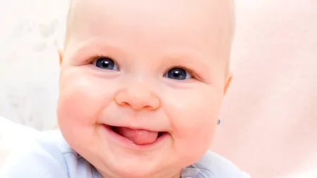 STUDIU. Bebelușii își amintesc melodiile pe care le aud în timpul perioadei intrauterine