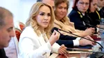 Gabriela Firea, atac la Bolojan: Deciziile luate „de unul singur” de premierul demis au sacrificat stabilitatea țării