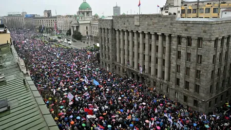 Belgrad sub asediu. Autoritățile au suspendat total circulația feroviară pe tot teritoriul Serbiei. Motivul, protestele devastatoare ale studenților