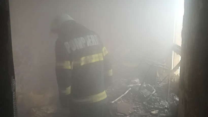 Incendiu la o clădire din Huşi unde se află o creşă şi un adăpost social