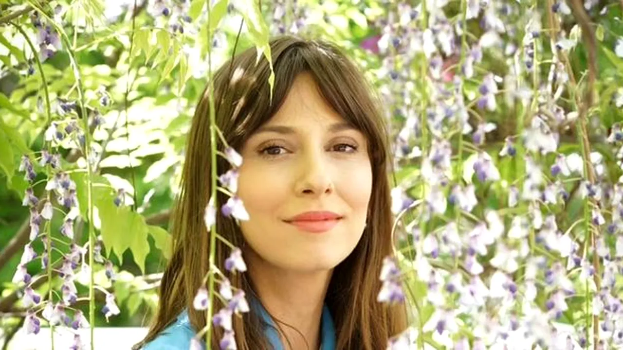 FOTO / De ce a apelat Dana Rogoz la TERAPIE. ”Să evit să las pe umerii copiilor mei lucruri rămase la mine nerezolvate”