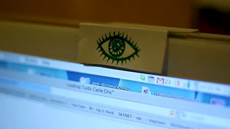 O studentă britanică, spionată în baie prin camera web a laptopului