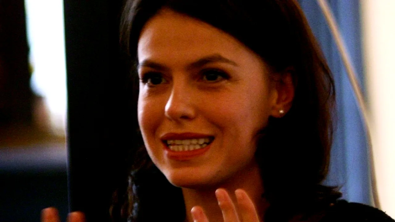 Laura Vasiliu: 