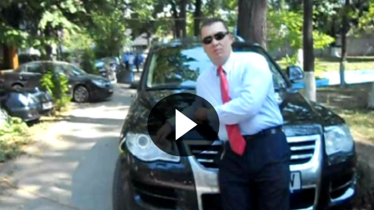VIDEO. Șmecherul de partid - cum apără șoferii limuzinele cu stroboscoape ale șefilor: 