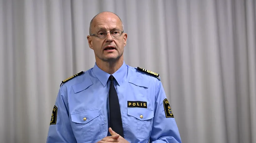 Şeful Poliţiei din Stockholm a fost găsit MORT în casă. Era anchetat după ce a fost acuzat că a avut o relaţie privată cu o colegă, pe care o făcuse și șefă