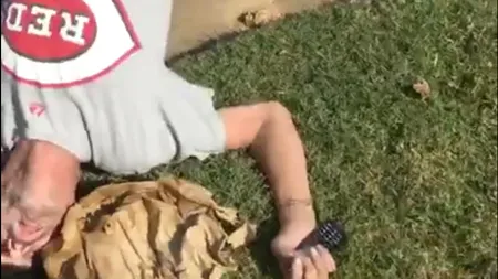 Video șocant filmat în SUA. În ce stare au ajuns doi bătrâni consumatori de heroină